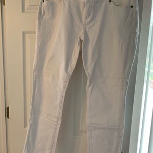White Torrid boyfriend style pants. Size 14